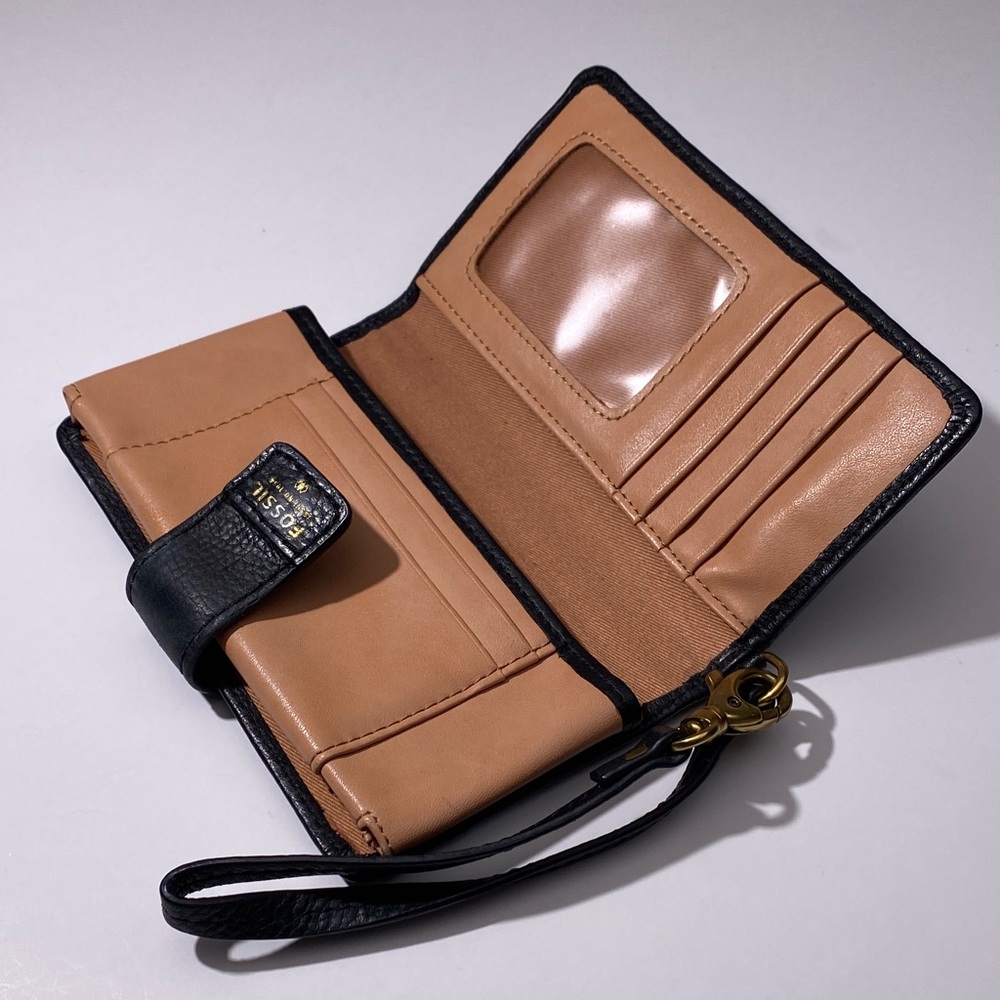 Fossil Tan and Black Leather Clutch